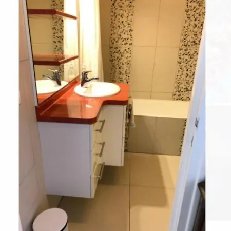 Family 200 Meters From The 아파트 La Baule