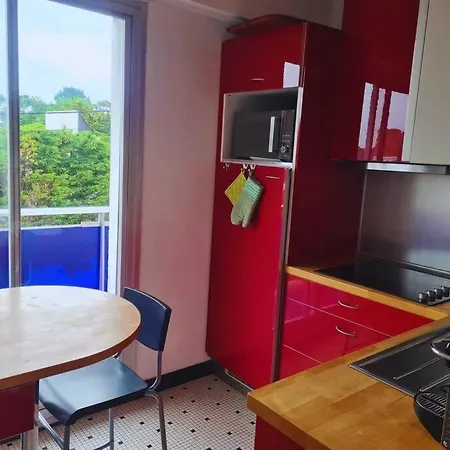 아파트 Family 200 Meters From The *